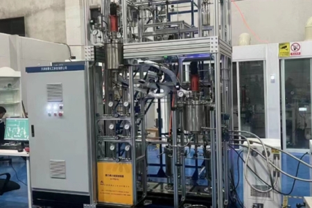 反應(yīng)釜制冷加熱系統(tǒng)運行時需控制好哪些技術(shù)參數(shù)？