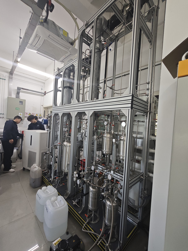 新芝阿弗斯制冷控溫系統(tǒng)設(shè)備實拍圖2